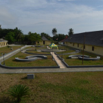 Benteng Oranje
Didirikan oleh Belanda pada tahun 1607, benteng ini sempat menjadi pusat pemerintahan VOC di Maluku. Kini, bangunannya difungsikan sebagai markas Kodim 1501/Ternate.