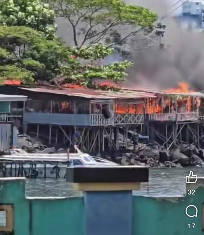 Kebakaran Hebat di Mangga Dua Ternate, Delapan Kedai Dilalap Api