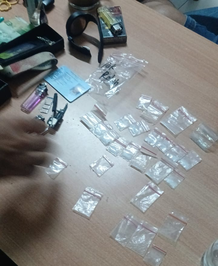 Pekerja Laundry Temukan Narkoba di Pakaian Pelanggan, Pemilik Langsung Diciduk BNN Malut