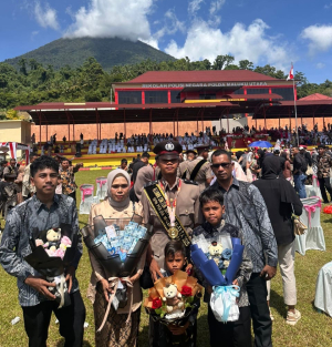 Cerita Bripda Al Fajri Hamka, Anak Petani yang Jadi Polisi Pertama dari Desa Waibulen