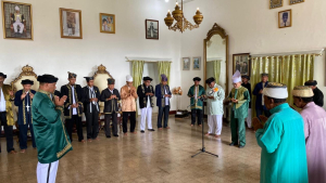 Sultan Hidayatullah Sjah II Lantik Alfian Wakanubun sebagai  Morinyo Kie