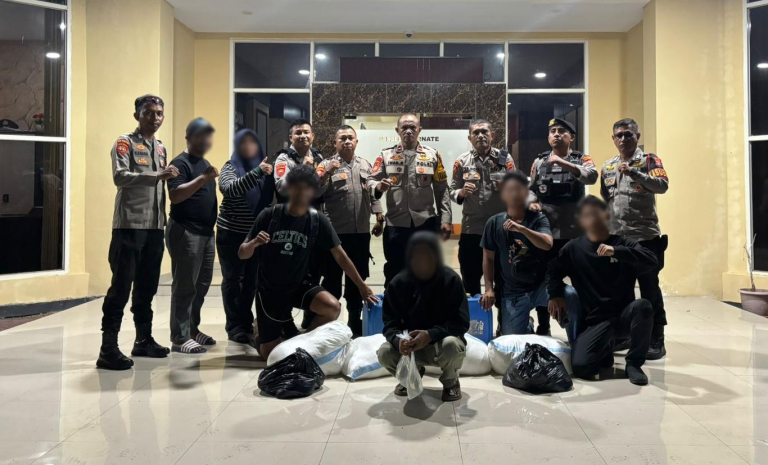 PNS Penjual Miras Ditangkap, Tim Samapta Polres Ternate Juga Sita 500 Kantong Cap Tikus