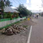 Bupati Kepulauan Sula Janji Bangun Pagar Warga Desa Waiipa