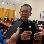 Dexlite Mahal, Sopir Truk Pelabuhan Sanana Naikan Ongkos Angkutan