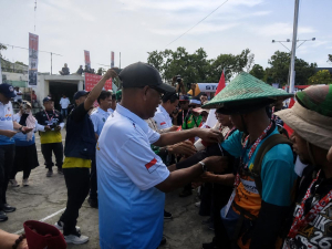 Wakil Bupati Kepsul Lepas Peserta Gabalil Hai Sua