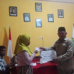 Pemdes Manaf Salurkan BLT, Gaji Honorer PAUD dan Tunjangan Kader Kesehatan