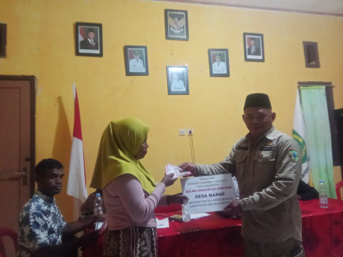 Pemdes Manaf Salurkan BLT, Gaji Honorer PAUD dan Tunjangan Kader Kesehatan
