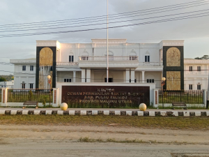 Pejabat Pemda Jadi Pj Kades, Bupati Taliabu Didesak Evaluasi