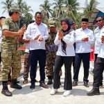 Didampingi Dandim, Bupati Kepulauan Sula Resmikan Jembatan Merah Putih